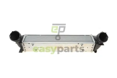 Радіатор інтеркулера BMW 1 (E81/E82/E87/E88)/3 (E90/E91)/X1 (E84) 2.0 04-15 Valeo 818553