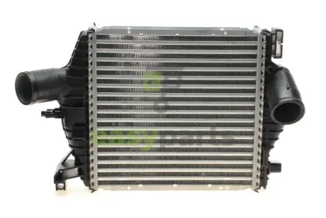 Радіатор інтеркулера MB Vito (W638) 2.2CDI 99-03 Valeo 818590