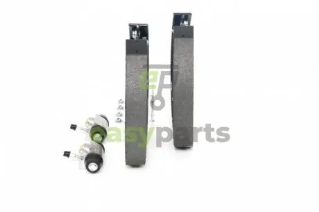 Комплект тормозных колодок BOSCH 0204114635