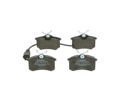 Комплект тормозных колодок, дисковый тормоз BOSCH 0986495239 (фото 1)