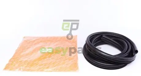 Ущільнювач дверей Opel Vivaro/ Renault Trafic 01-14 AUTOTECHTEILE 505 1303
