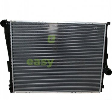 Радиатор охлаждения BMW 3(E46) (582x439x22) JP GROUP 1414200400 (фото 1)