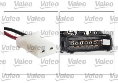 Вимикач на колонцi рульового управлiння Valeo 251607