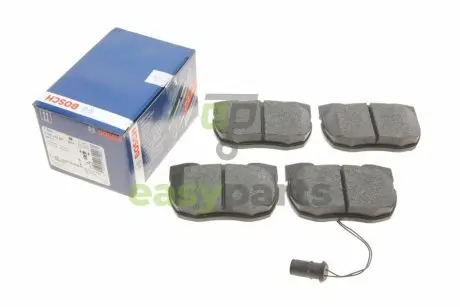 Колодки гальмівні (передні) Land Rover Discovery/Range Rover 88-98 (+ датчик) BOSCH 0986424287