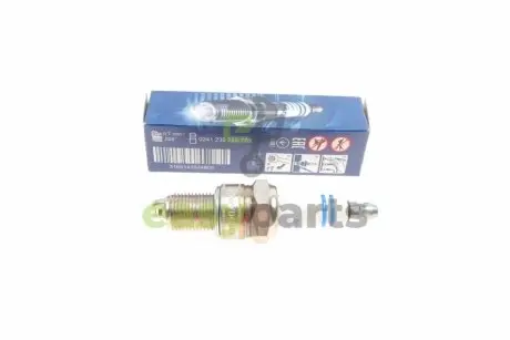 Свічка запалювання Chevrolet Aveo 1.4/1.5 05-08/Daewoo Lanos 1.3/1.5 97- BOSCH 0241235755