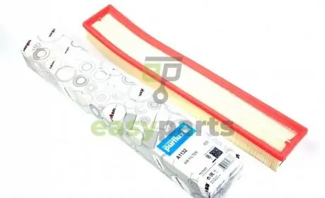 Фільтр повітряний MB C-class (W203/S202) 2.0 00-02 Purflux A1132