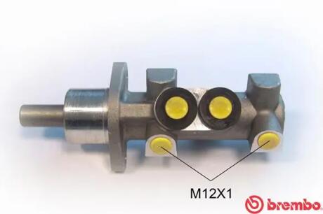 Главный тормозной цилиндр BREMBO M85 045