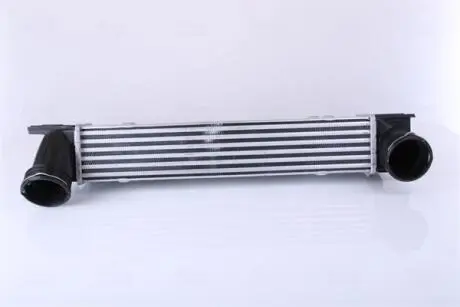 Интеркулер NISSENS 96551