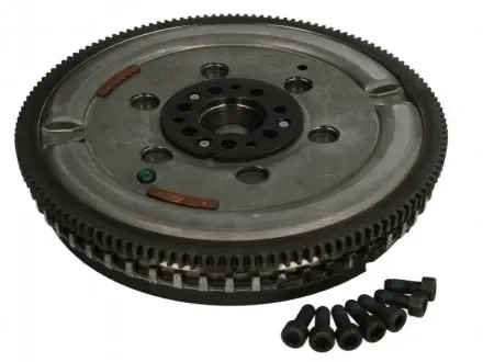 Маховик LuK 415 0419 10