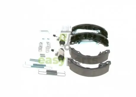 Комплект тормозных колодок BOSCH 0204113590 (фото 1)