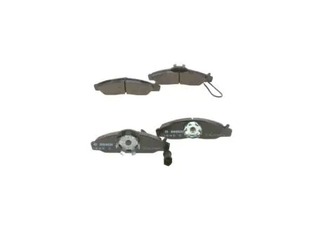 Гальмівні колодки дискові DAEWOO Korando/Musso 2.3,2.9,3.2 -05 BOSCH 0986424551