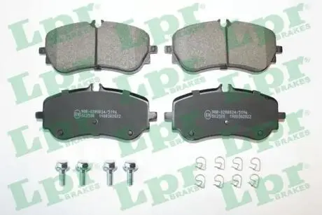 - Тормозные колодки к дискам LPR 05P2022