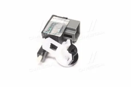 Датчик стоп сигнала Hyundai/Kia/Mobis 93810-3S000