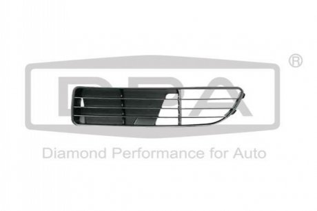 Решітка протитуманної фари лівої Audi A4 (95-99) DPA 88070048502