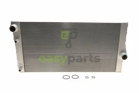 Радіатор охолодження BMW 5 (F10)/7 (F01-F04) 10-16 B47/N47/N57 NRF 58466