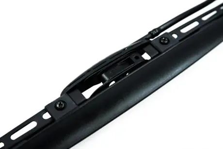 Щетка стеклоочистителя левая спойлер+омыватель Vito 638/639 L=650 мм OXIMO WUSPR650