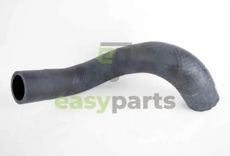 Патрубок радиатора охлаждения TOYOTA 1657236130