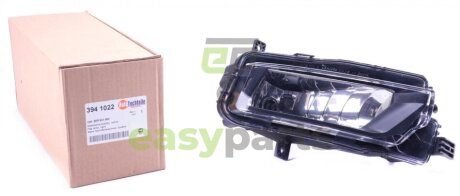 Фара протитуманна VW Caddy IV 15- (R) AUTOTECHTEILE 394 1022