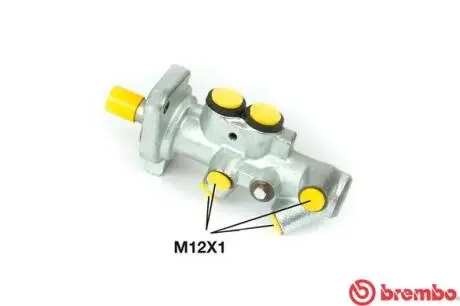 Тормозной цилиндр главный BREMBO M85 016