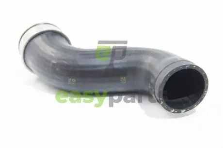 Патрубок інтеркулера Vito (W639) 03- (до повітрозабірника) RAPRO R28218