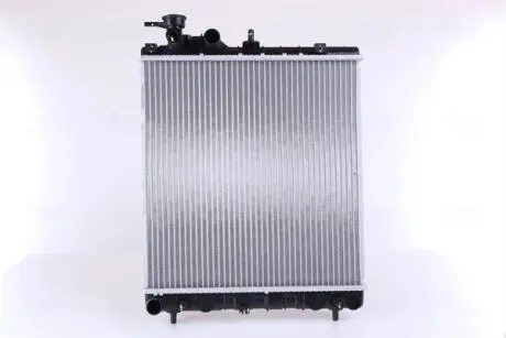 Радіатор, охолодження двигуна NISSENS 675006