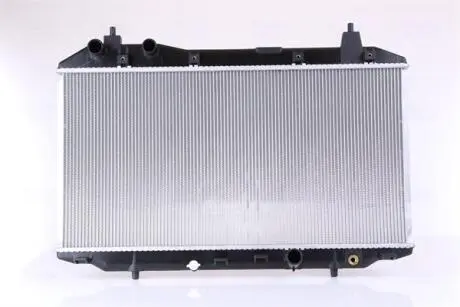 Радіатор охолоджування NISSENS 68147