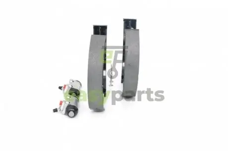 Комплект тормозных колодок BOSCH 0 204 114 638