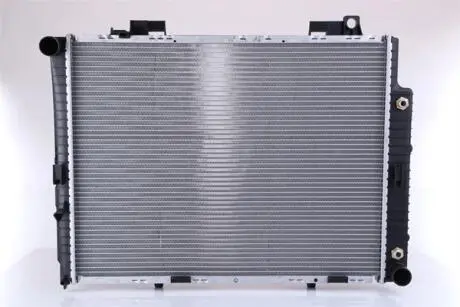 Радиатор охлаждения NISSENS 62665A