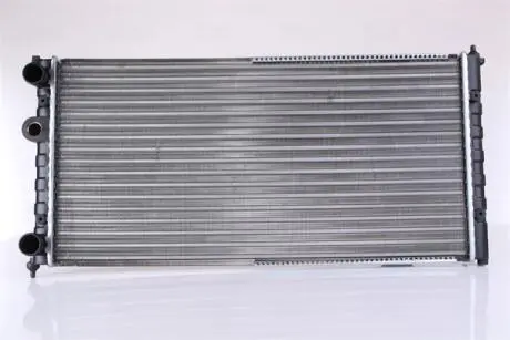 Радиатор охлаждения NISSENS 67308