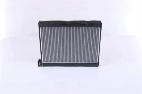 Випарювач кондиціонера NISSENS 92317