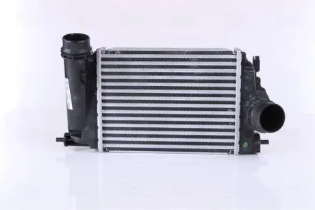 ИНТЕРКУЛЕР NISSAN NISSENS 961122