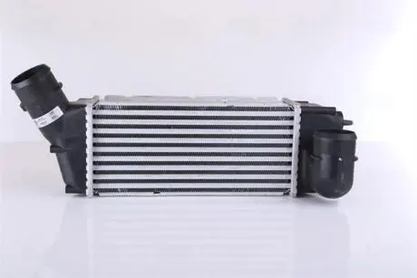 Радіатор наддуву NISSENS 96515