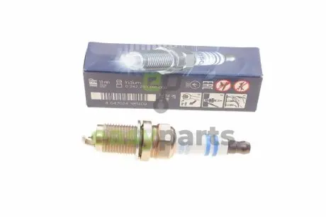 Свічка запалювання Honda City/Civic/CR-Z/Jazz 1.4-2.01- BOSCH 0 242 240 691