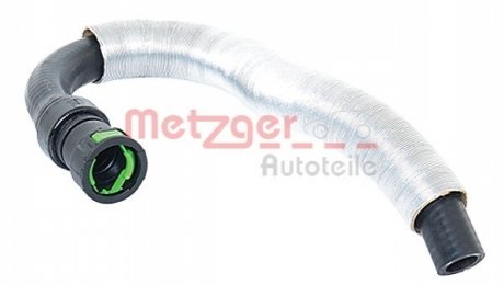 Патрубок системы охлаждения резиновый с фитингами METZGER 2420074 (фото 1)