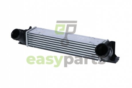 Радіатор інтеркулера BMW 1 (E81/E82/E87/E88)/3 (E90-E93)/X1 (E84) 2.0D N47 04-15 NRF 30907A