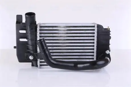 Інтеркулер NISSENS 96565