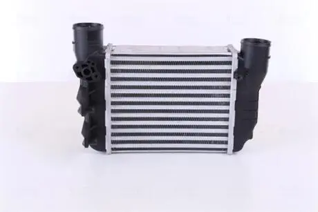 Радіатор наддуву NISSENS 96709