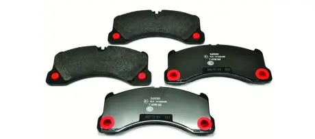 Тормозные колодки дисковые комплект; передняя. HELLA 8DB355014151