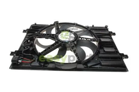 Вентилятор охолодження двигуна Audi Q2/Q3/VW Tiguan/Touran 15- (з дифузором) (d=438mm) NRF 47916