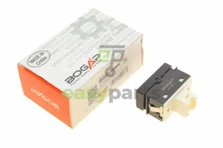 Кнопка склопідіймача (R) BMW 3 (E36) 93-98 BOGAP B7339111