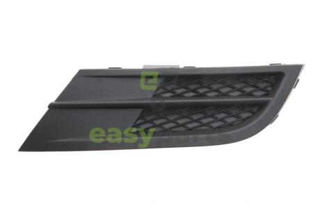Решітка бампера VW Jetta 15-18 (R) AUTOTECHTEILE 385 3040