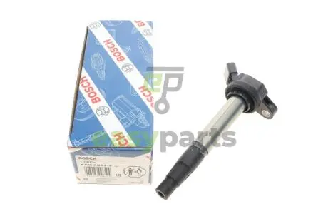 Котушка запалювання Toyota Avensis/Rav 4/Prius 1.6-2.0 08- BOSCH 0986AG0518