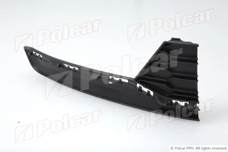 Решетка в бампере правый Polcar 69B12716