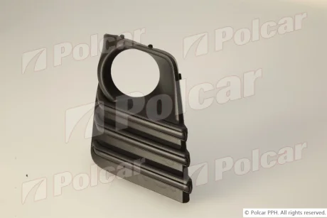 Решетка в бампере правый Polcar 72X327-4