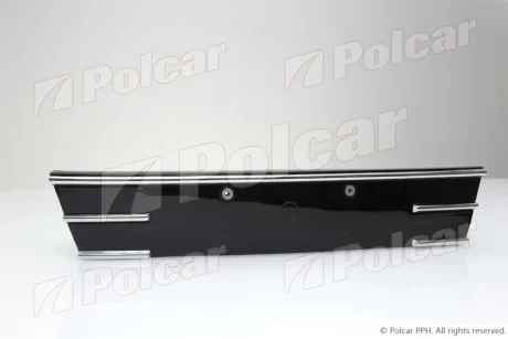 Решетка в бампер средняя Polcar 32X127-6