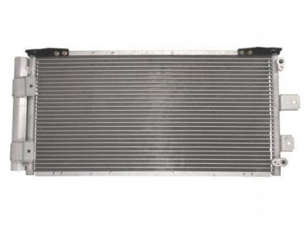 Радиатор кондиционера (с осушителем) THERMOTEC KTT110155 (фото 1)