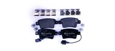 Тормозные колодки.) HELLA 8DB355019801