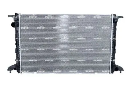 CH┼üODNICA AUDI A4 15- NRF 550276