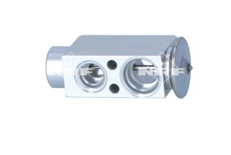 Автозапчасть NRF 38497
