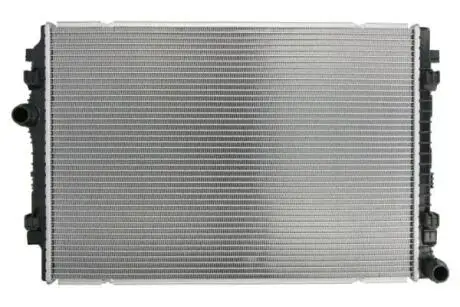 Радіатор охолодження Audi A3/Q3/Seat Leon/Skoda Kodiaq/Octavia 2.0TDI 12-/VW Golf/Passat 14- THERMOTEC D7W077TT